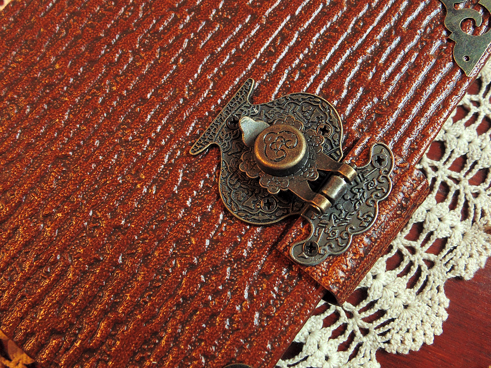 Thumbnail: Book of shadows LOCK with cortex cover - small size 16x11 cm