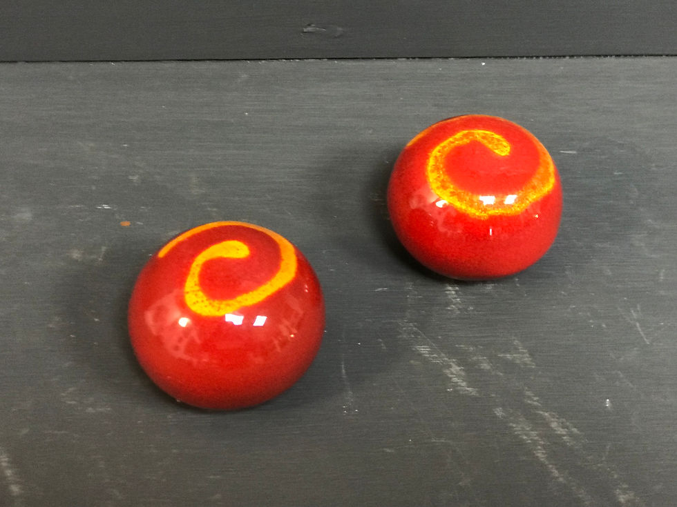 VINTAGE  CERAMIC 20TH CENTURY PAPERWEIGHTS