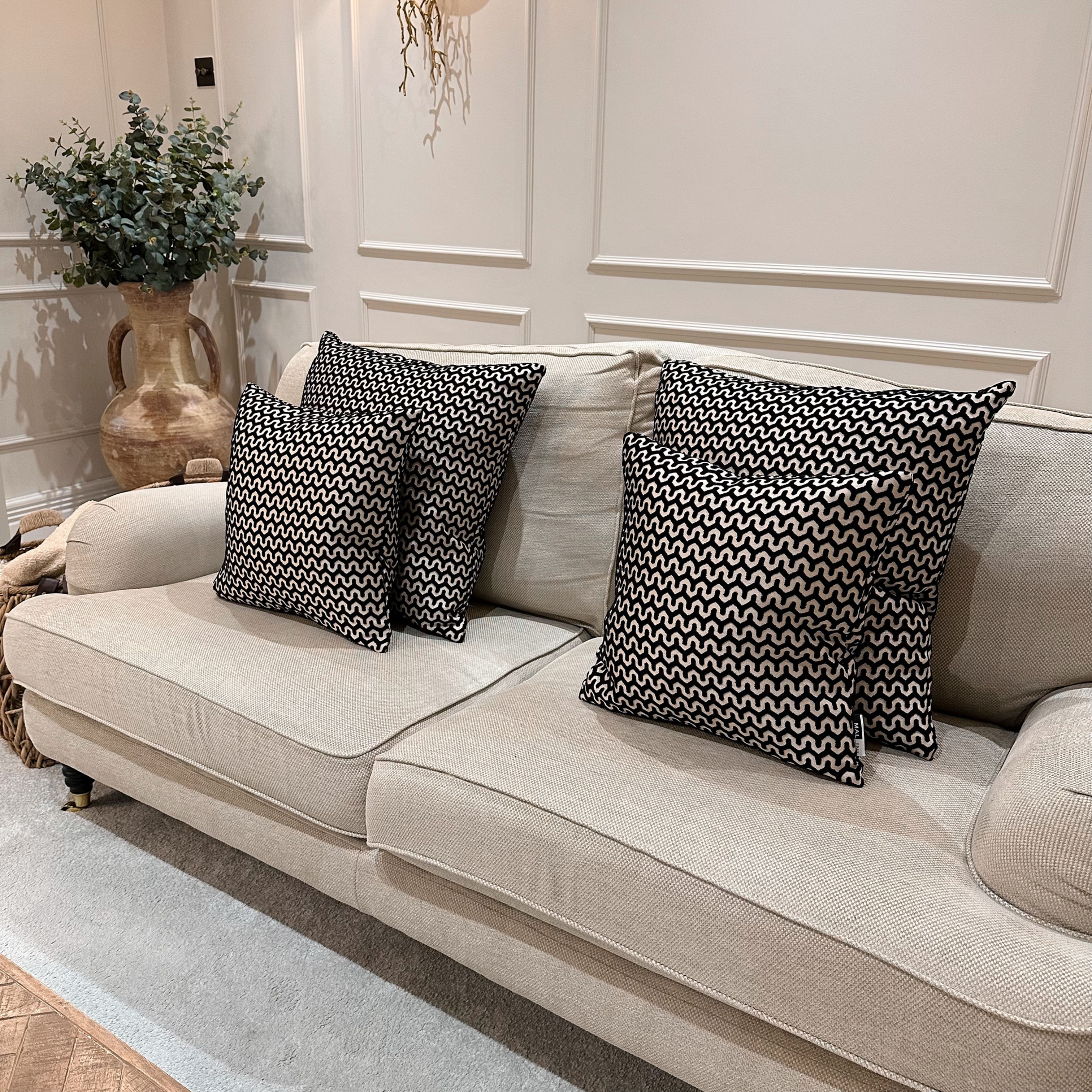 Oslo Black Cushion 16"