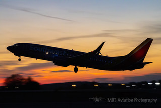 Southwest takeoff.jpg