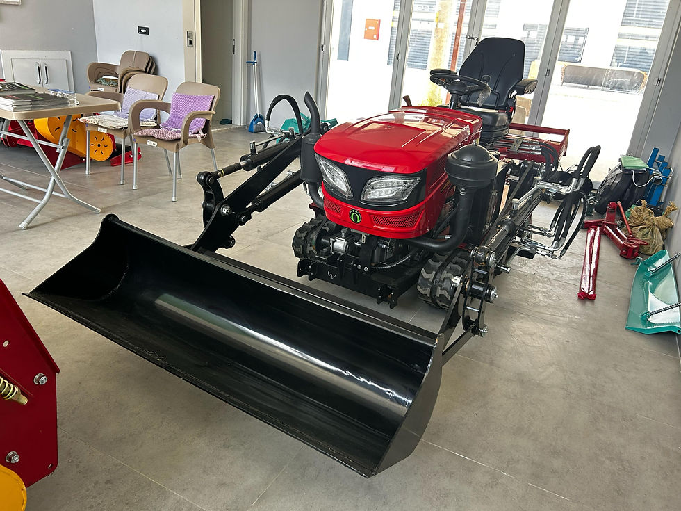 Küçük resim: SWCT-35 Serisi | Ön Yükleyicili Paletli Traktör