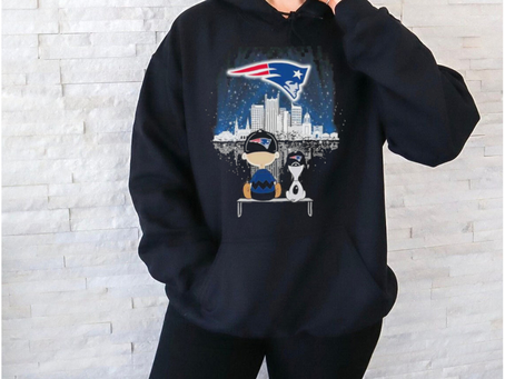 Official new England Patriots Snoopy Charlie Brown Best Friends Best T Shirt