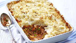 Beef and lentil shepherds pie with potato cauliflower mash