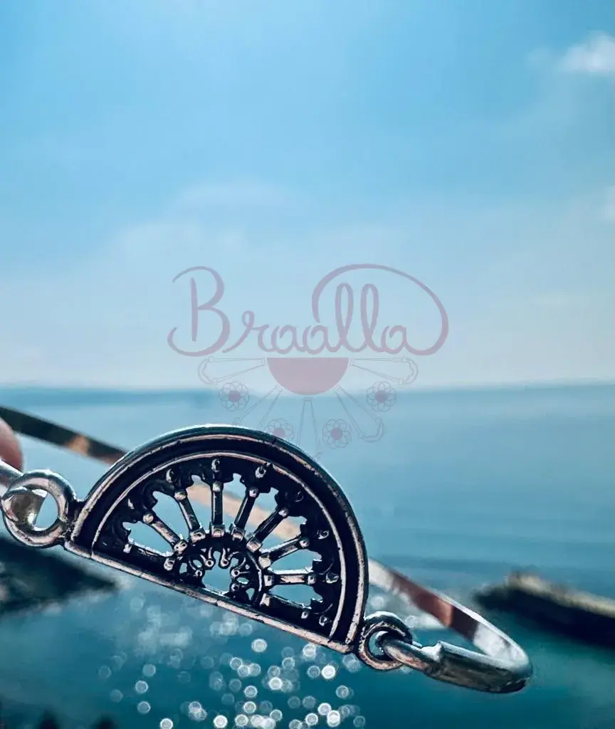 Miniaturbild: BRACCIALE SEMIRIGIDO IN ARGENTO CON MEZZO rosone altomonte cosenza