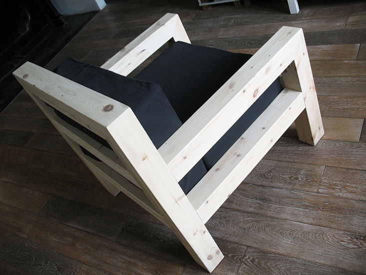 Кресло с пружинными подушками