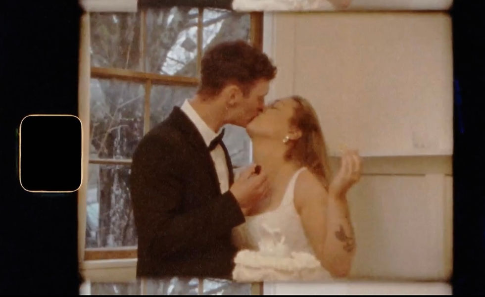 super 8 wedding film in maine capturing candid coastal moments
super 8 wedding video maine with nostalgic movement and natural light
super 8 wedding film footage of couple walking by the ocean in maine
candid Maine wedding captured on super 8 film with natural motion