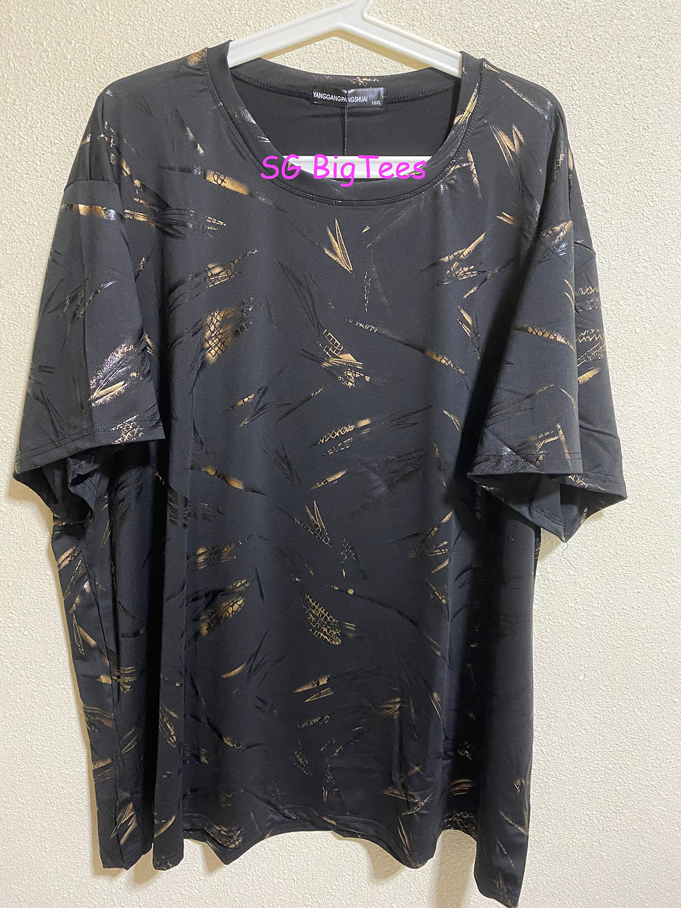 Thumbnail: Assorted Plus Size Mens Dri-FIt T-Shirt - 12XL fits up to 130kg.