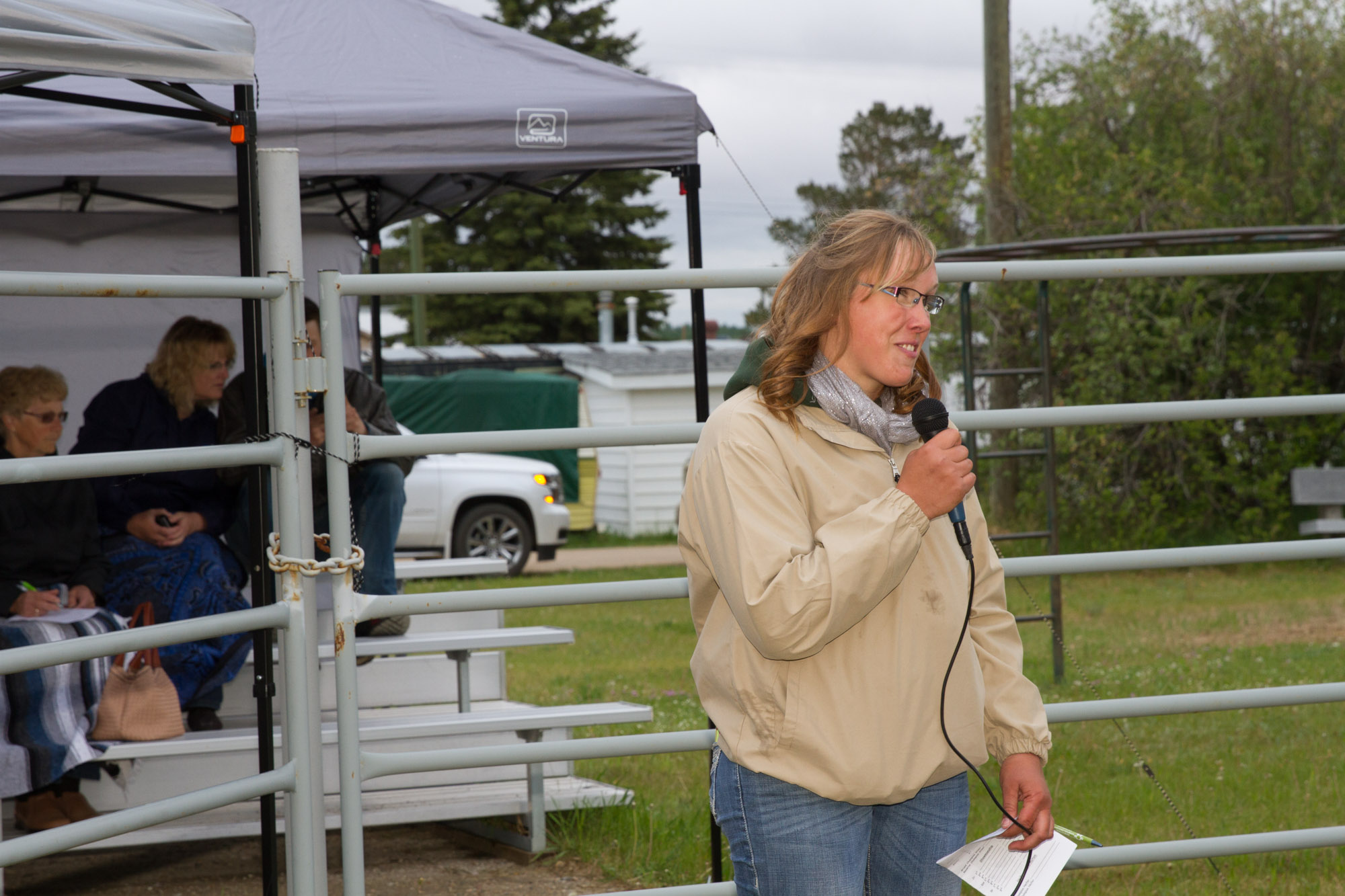 Judge for beef showmanship/grooming