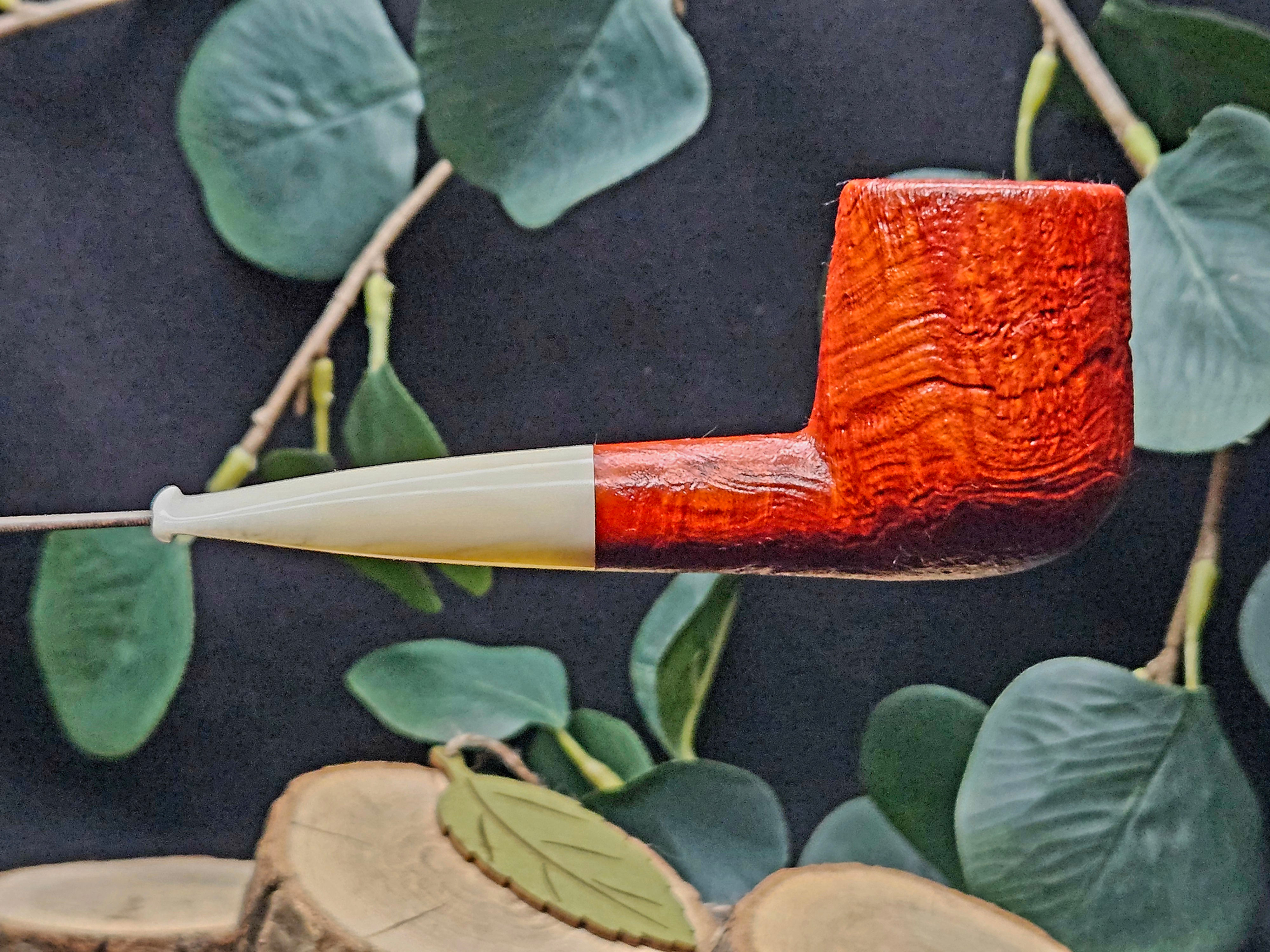 Chubby Maigret "Ivory Stem"