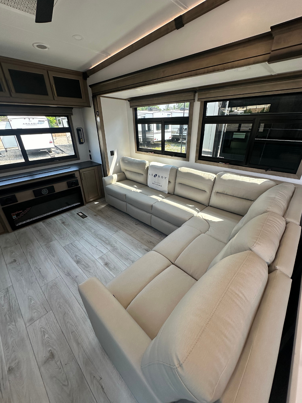 Thumbnail: 2025 Montana 3532SP - Side Patio