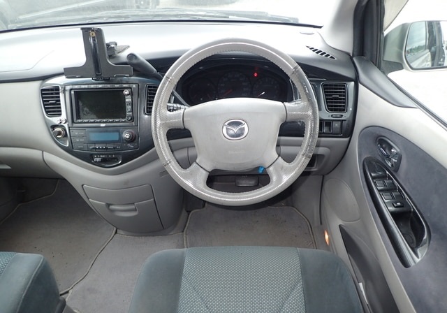 2001 Mazda Mpv JDM car for sale — photo 4 of 5