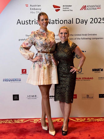 Louisa Herold with Dr Tanja Hacker at Austrian National Day 2025 in Abu Dhabi, photo on the red carpet.
