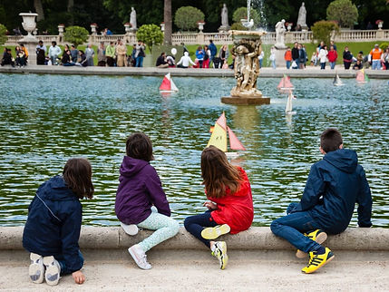 Enfants Luxembourg.jpeg