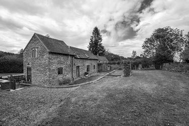 Existing Farmhouse Vallets Farm.
