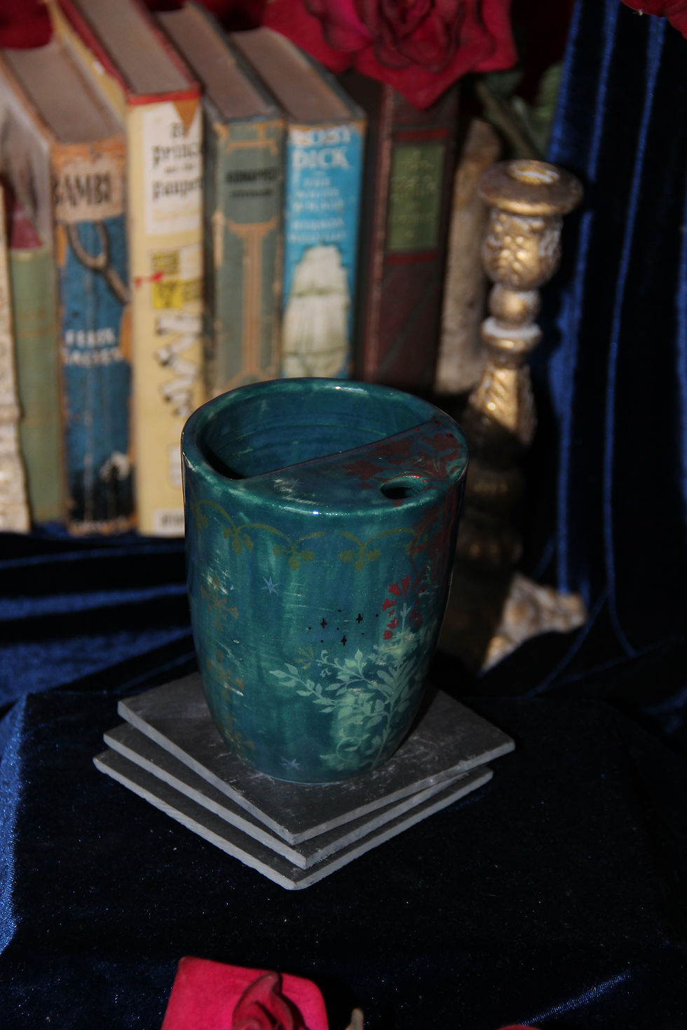 Thumbnail: Castle Sip Cup | No.46 | With Gold Sparkles