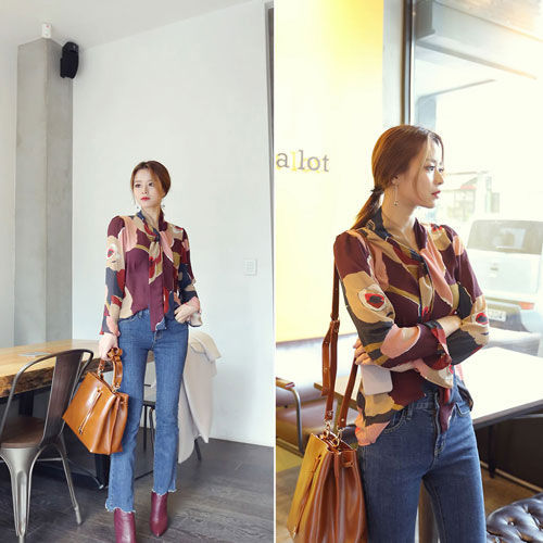 Abstract Long Sleeved Tie Blouse - 30184