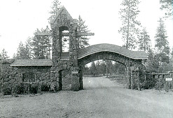 Riverside Memorial Park Entrance