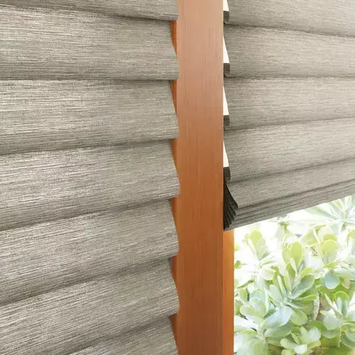 Hunter Douglas Alustra Woven Textures (Roller)