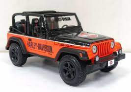 124D32190GRN  Jeep Wrangler Rubicon