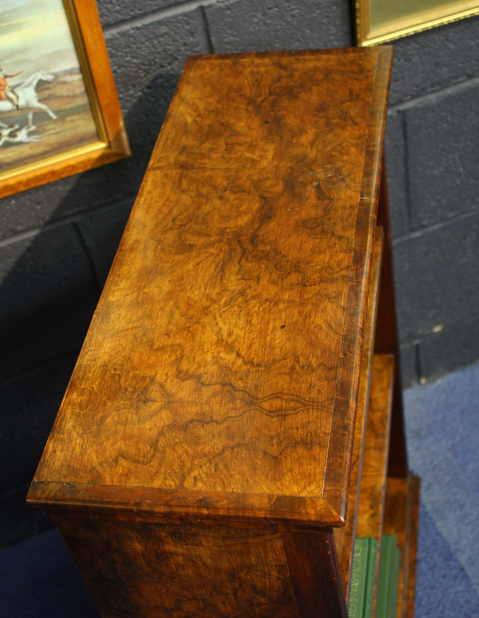 Thumbnail: Victorian Walnut Bookcase