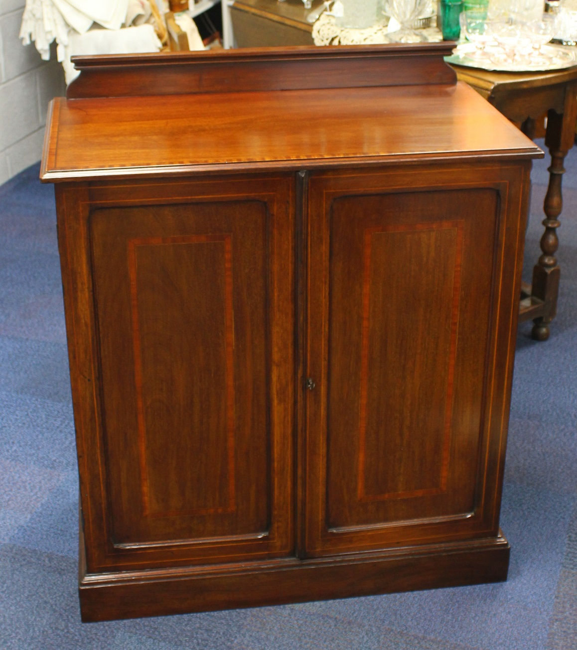 Quality Edwardian Mahogany Cupboard