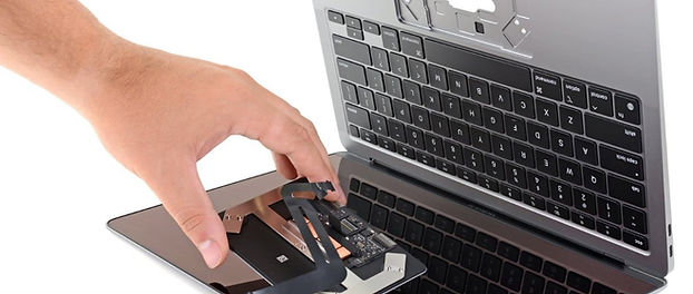 macbook-trackpad-replacment- DOCTOR mac toronto