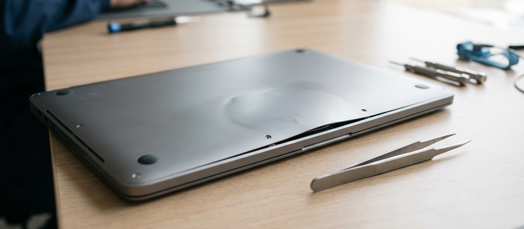 4 Providers for a MacBook Battery Replacement in Canada