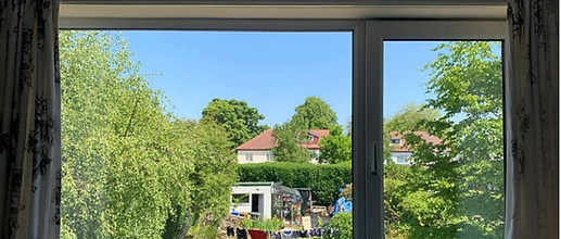 replacement double glazed window in sheffield repaired and replaced by sheffield glazing company upvc window glass manufactured in sheffield repaired and replaced by local company misted glazing