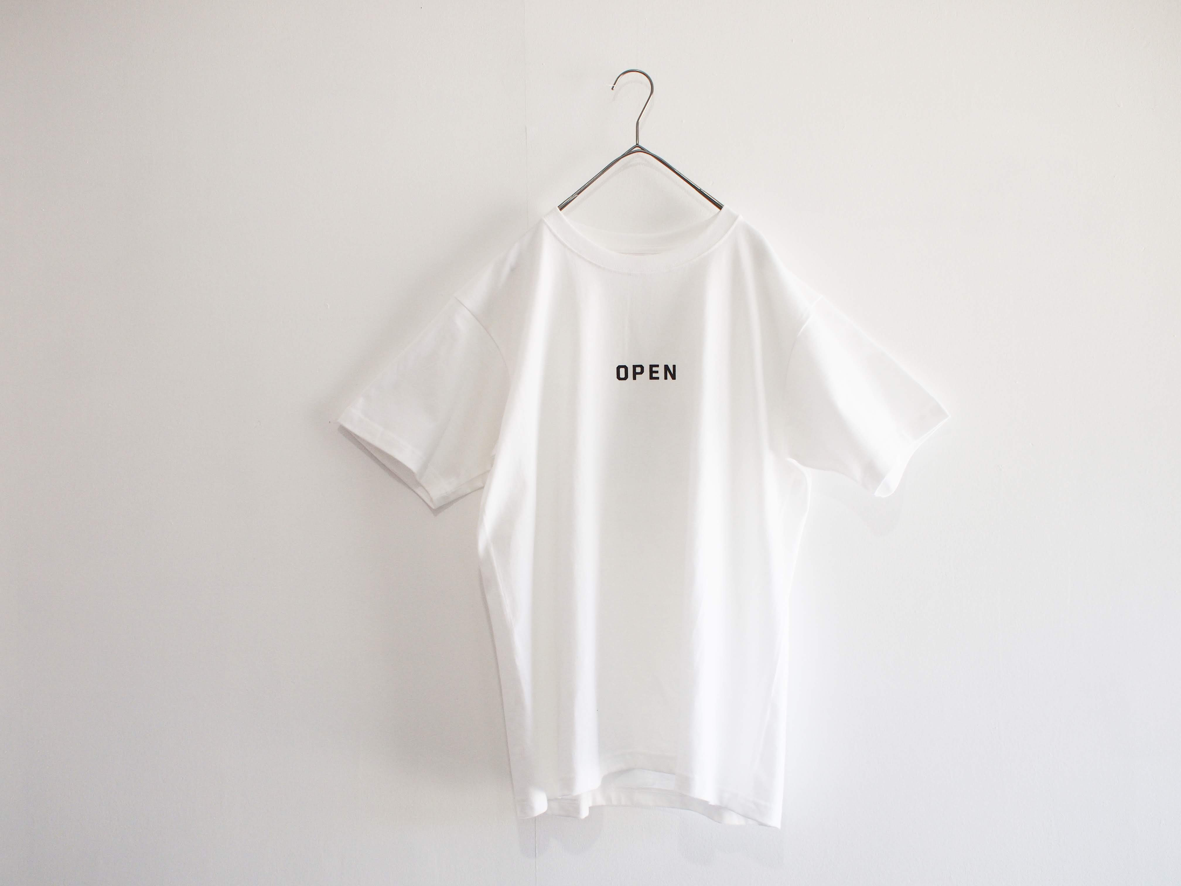 OPEN T-shirt