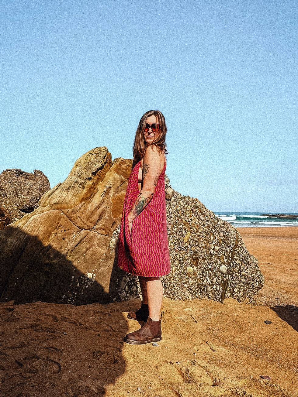 Thumbnail: LUNA DRESS DAHLIA
