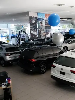 Vender carro no particular ou na loja: qual é a melhor opção?