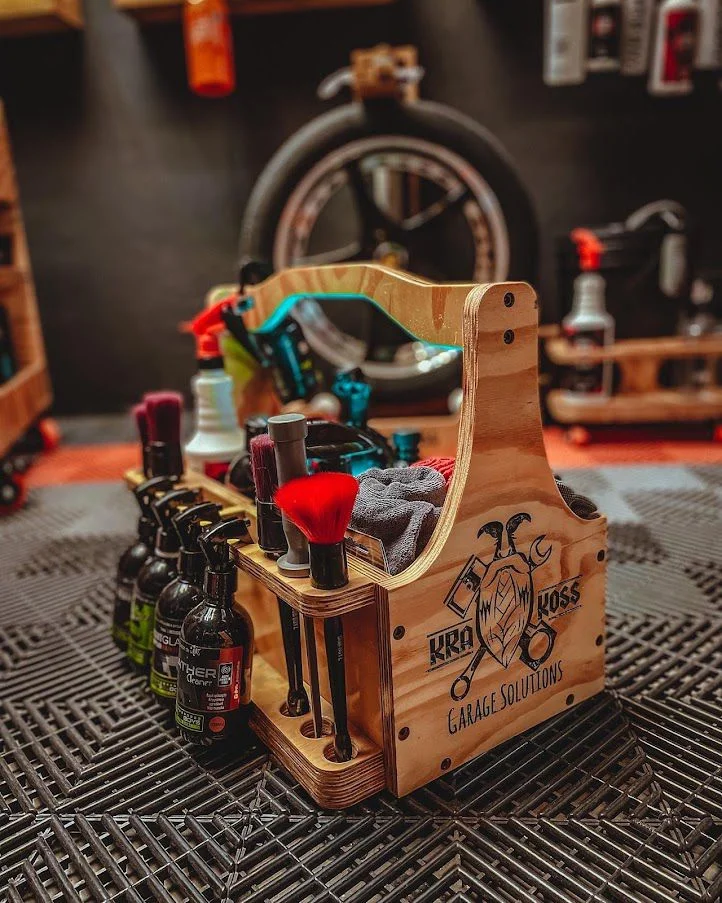 Caixa de produtos para detalhamento interno Krakoss Garage