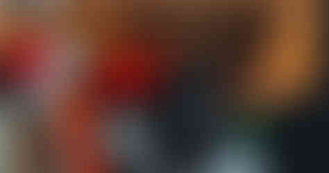 Pincel de detalhamento automotivo Dub Boyz Drush no suporte para pincéis da Krakoss