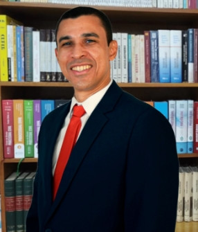 Wix ADVS Dr Fidelis (293 × 335 px).jpg