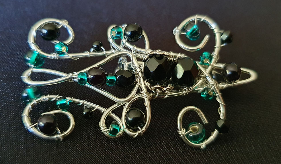 Miniaturbild: Brosche in silber und grün