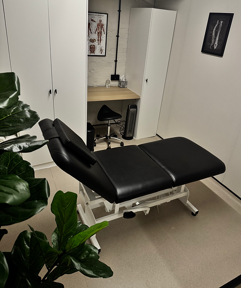 Massage treatment room Oxford Circus Health Performance Studio W1W