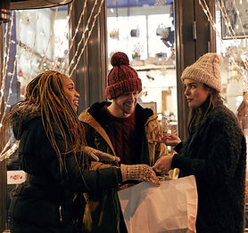 Friends Shopping