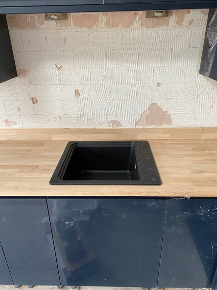 Kitchen worktop installation