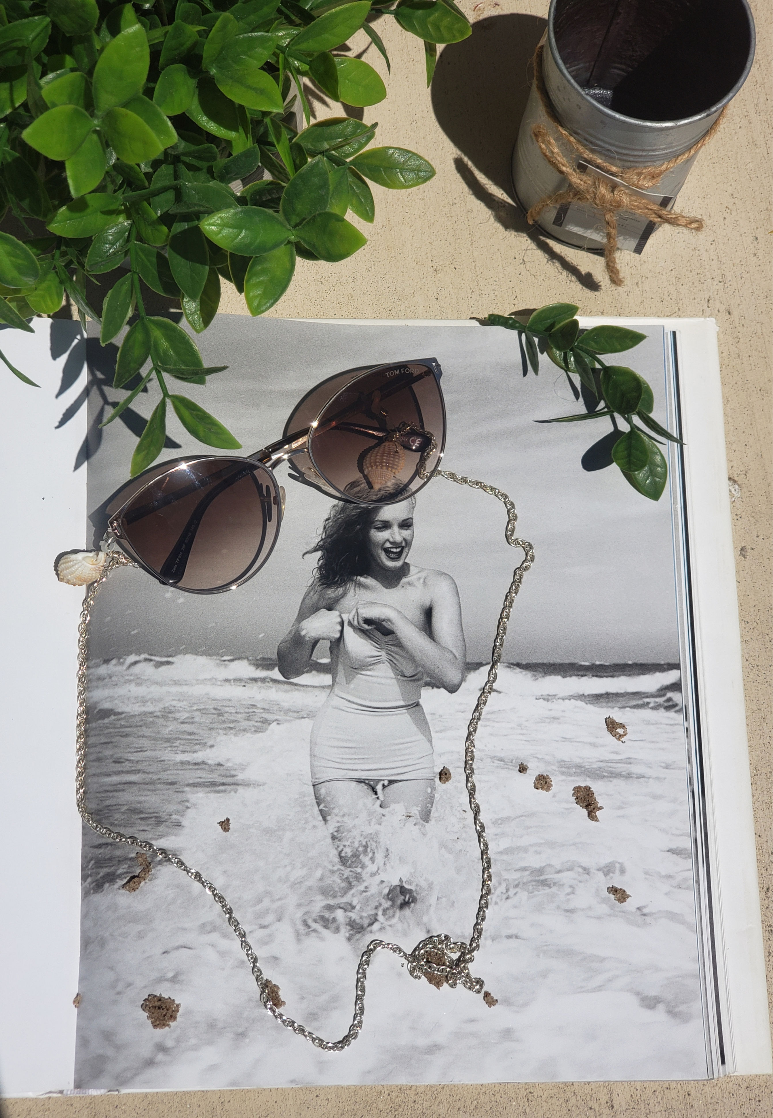 By the Sea Shore Sunglass/Eye Glass Necklace