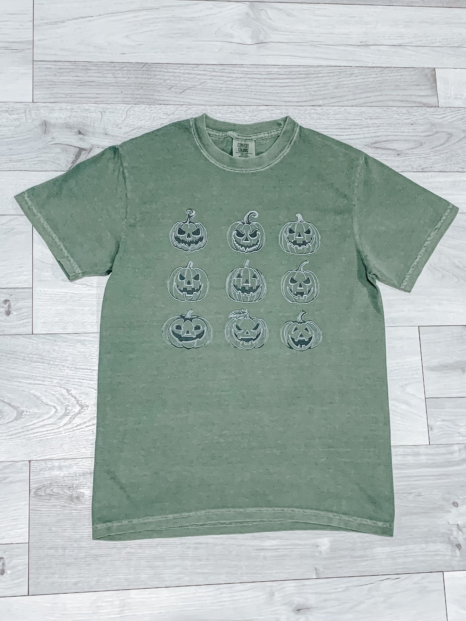 Adult Spooky Pumpkins