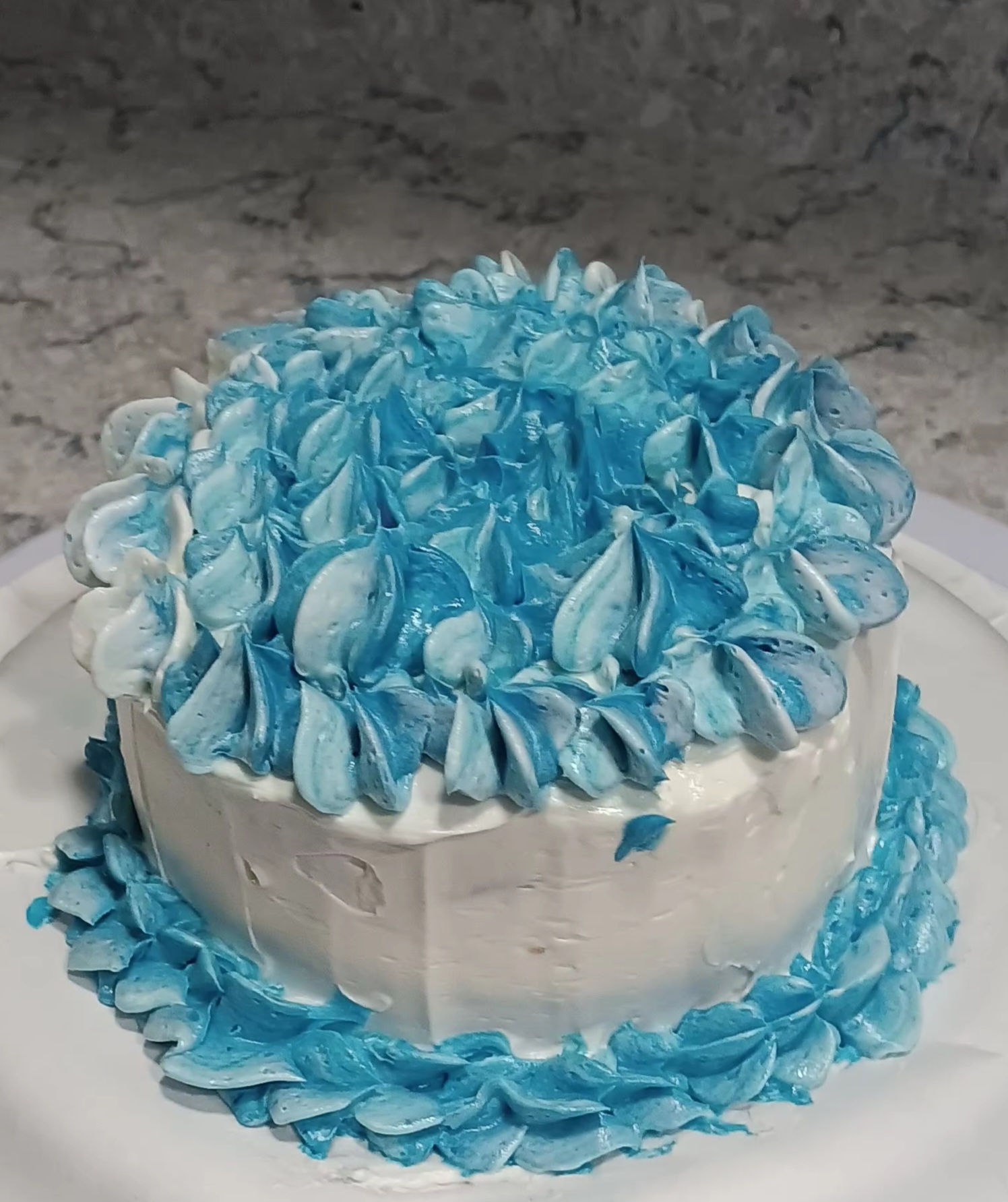 vanilla cake with homemade  buttercream icing  