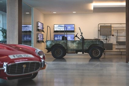 Classic Showroom 4 