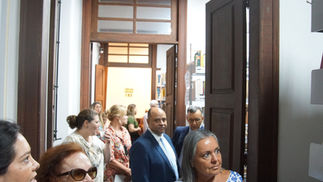 Visita dos participantes do Seminário Internacional aos trabalhos da reorganização da biblioteca e do arquivo histórico da ABF