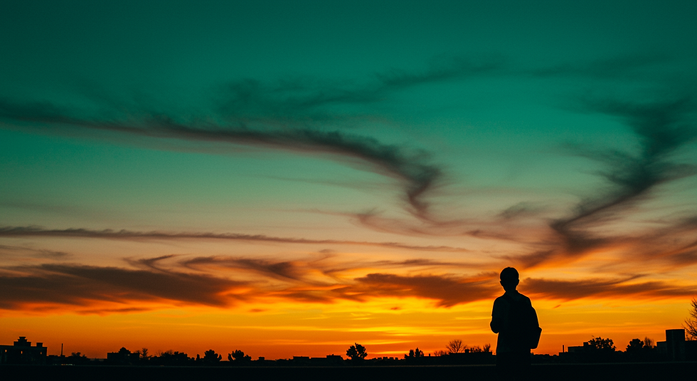Aluno Curso Direito vendo céus