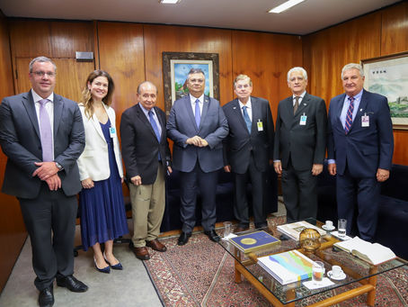 SIMDE presente em reunião com o ministro Flávio Dino, em Brasília