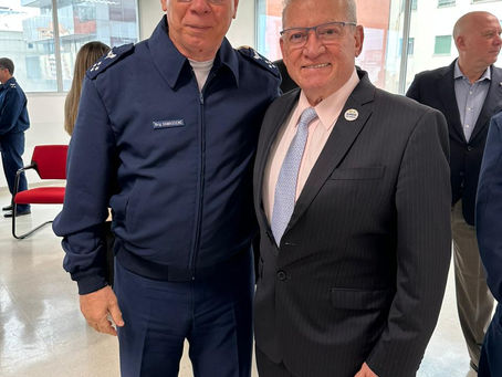 SIMDE Presente em Concessão de Título Honorífico ao Comandante da Aeronáutica