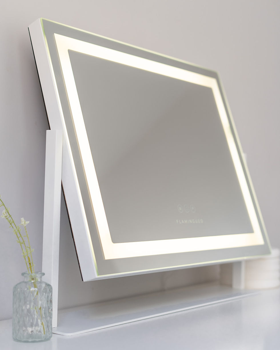 Thumbnail: Flamingueo Sophie - Tilting mirror LED strip