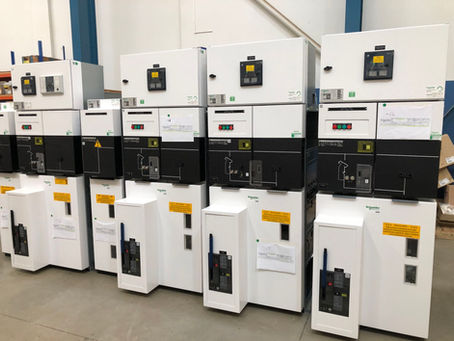 SUBESTAÇÃO SECUNDÁRIA E SALA DE PAINÉIS COMPLETA