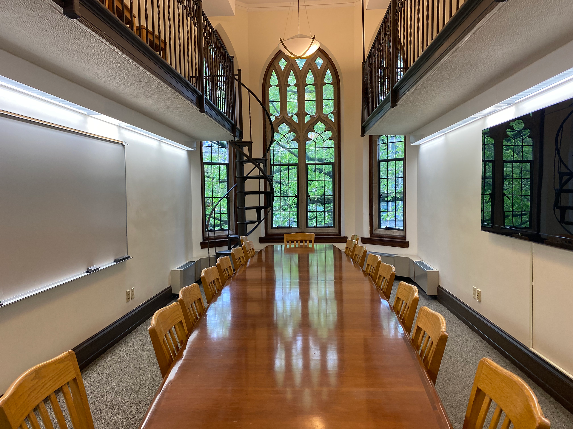 Study or meeting room at fordham university