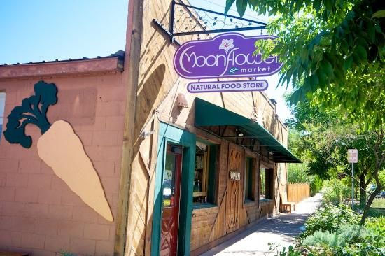 moonflower market grocery store in moab, Utah offers organic and vegetarian options.